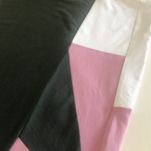 T-shirt oversize patchwork. – Image 4