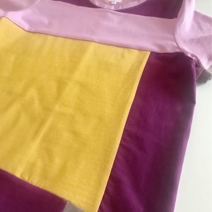 Tee shirt manches courtes en patchwork. – Image 3