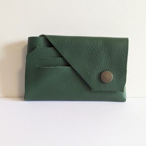 Porte-cartes en cuir recyclé couleur vert