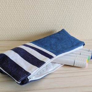 Grande Trousse Stylo en coton recyclé.