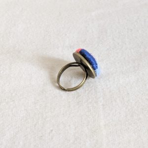 bague brodée