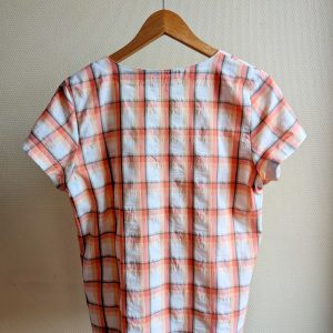 Haut col V manches courtes – tissu recyclé – Image 3