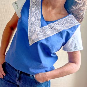 Haut col V manches courtes – dentelle & upcycling – Image 3